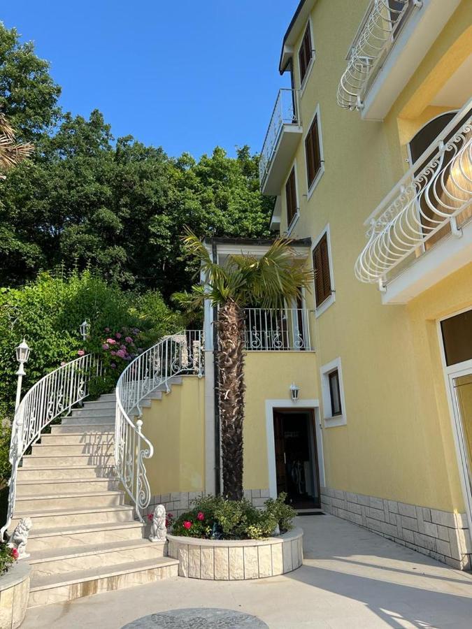 Villa Mona Lisa Lovran - Croatia Eksteriør billede