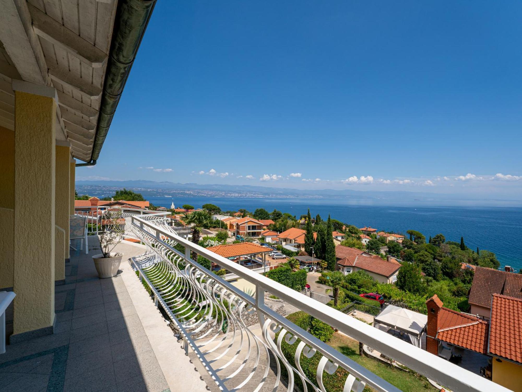 Villa Mona Lisa Lovran - Croatia Eksteriør billede