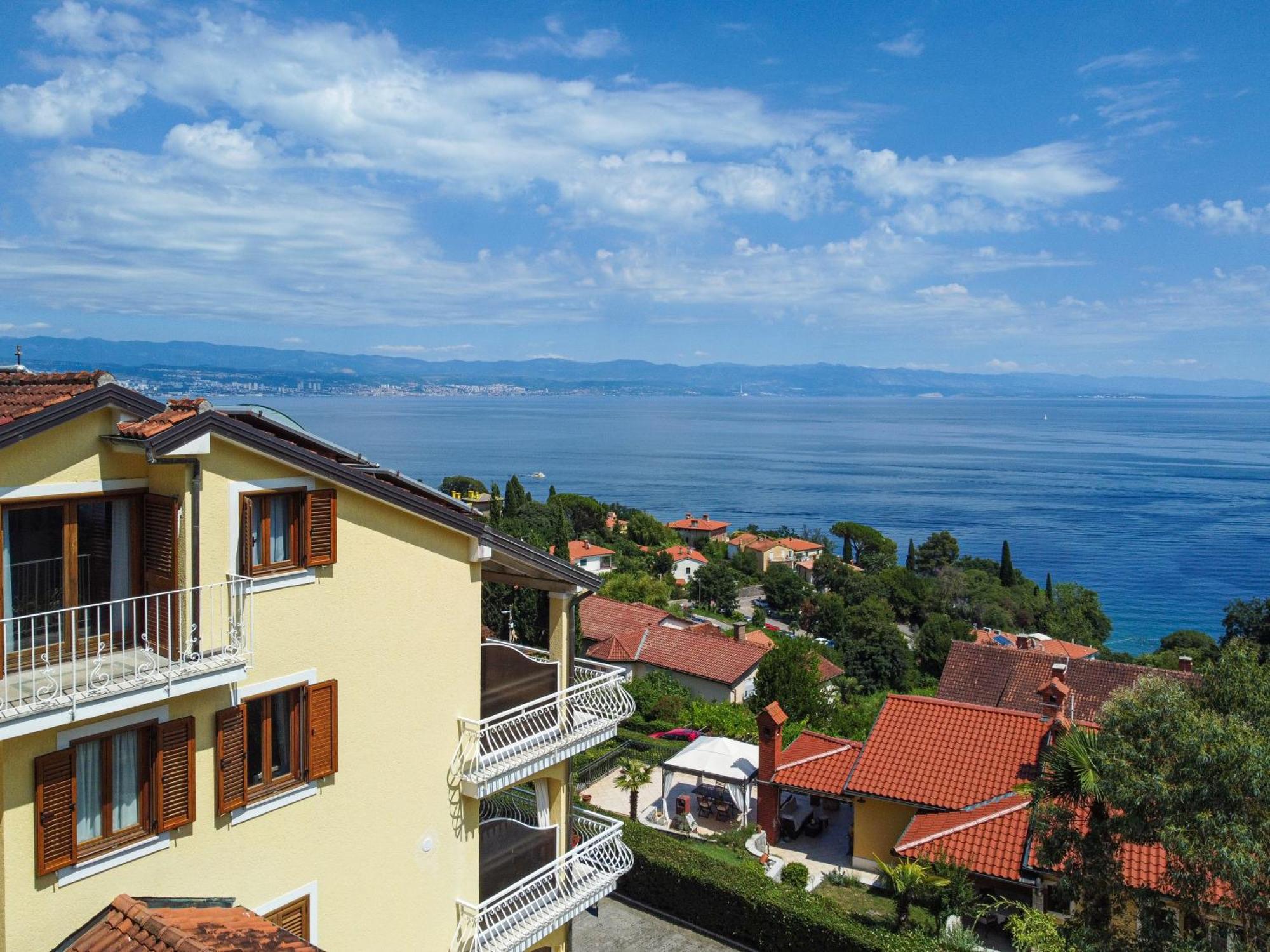 Villa Mona Lisa Lovran - Croatia Eksteriør billede