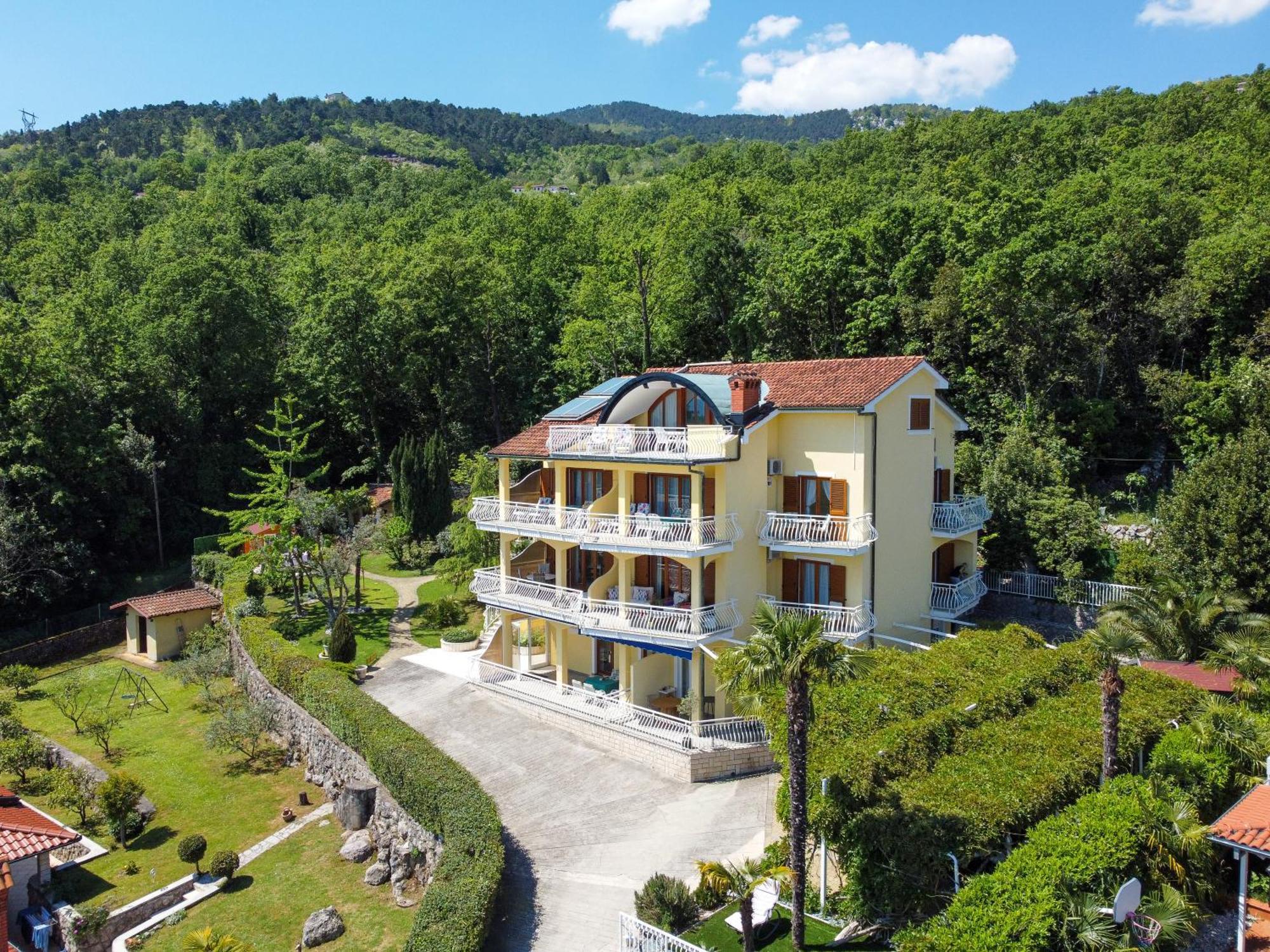 Villa Mona Lisa Lovran - Croatia Eksteriør billede